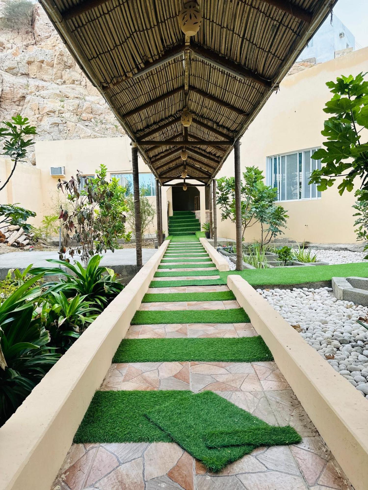 Fig Shades مزرعة ظلال التين Hotel Tiwi Buitenkant foto